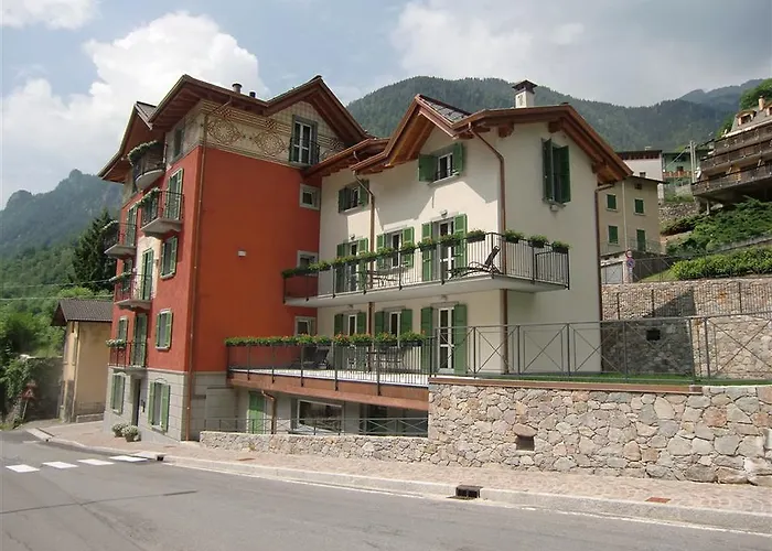 Ar Mountains Villachiara 3* برانسي